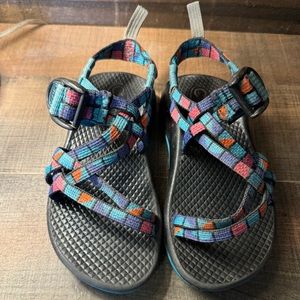 Chacos sandals little girls 11